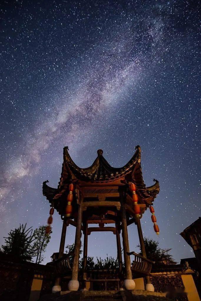 探索世界,尽在大学除了奖学金,还有哪些补贴能够拿到呢?